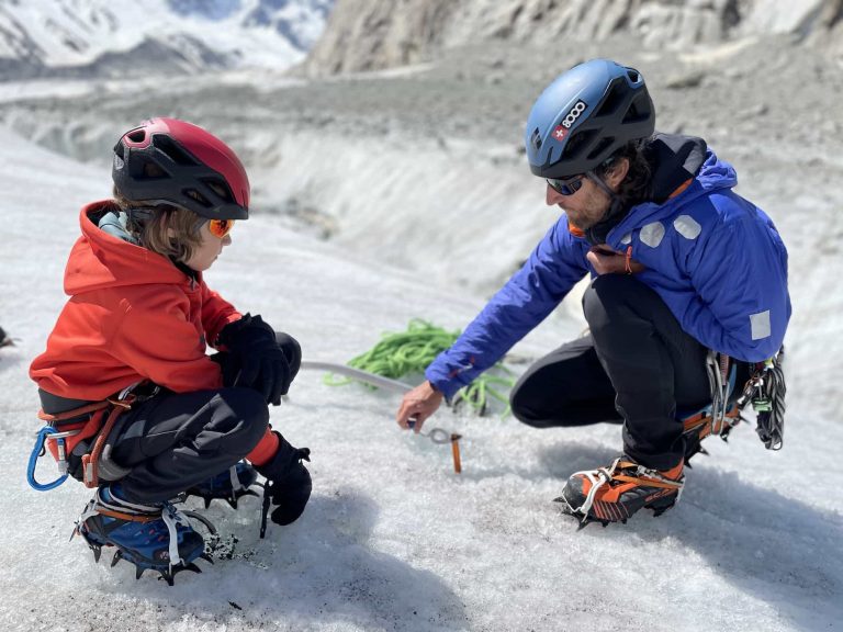 Escuela glaciar en la Mer de Glace